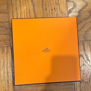 Hermès Orange Box